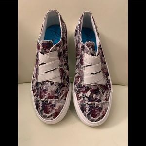 Blowfish NWT Sneakers/ Runners Floral Design